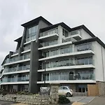 Lowen, 1 Lusty Glaze, Newquay, Cornwall
