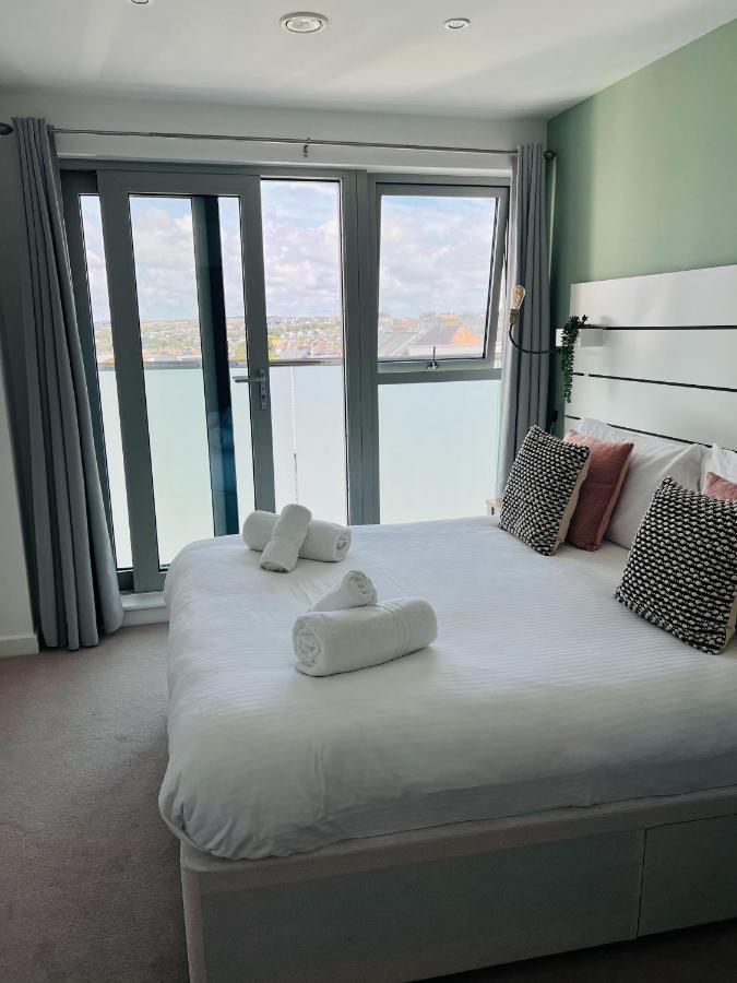 Lowen, 1 Lusty Glaze, Newquay, Cornwall