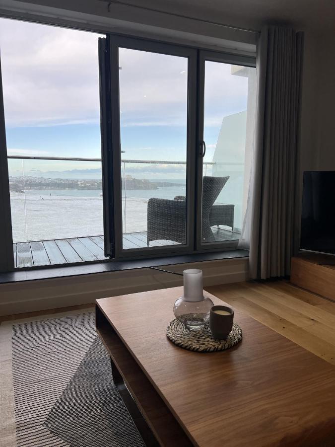 Lowen, 1 Lusty Glaze, Newquay, Cornwall Apartment