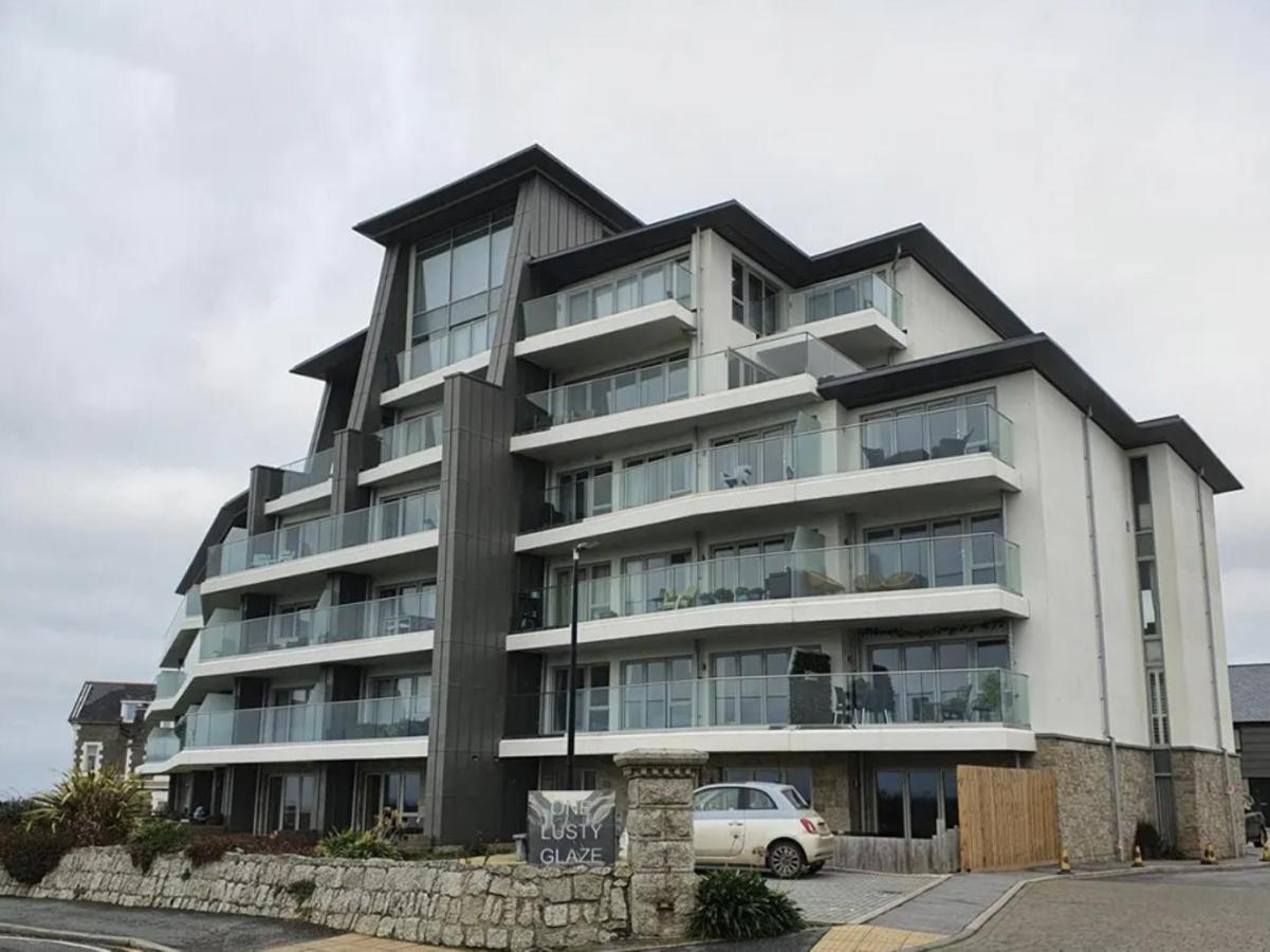 Lowen, 1 Lusty Glaze, Newquay, Cornwall *